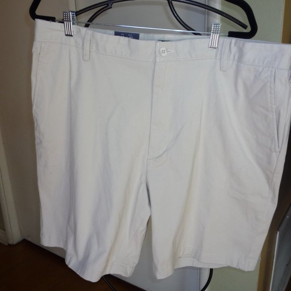NAUTICA DECK SHORT NWT MEN SZ 40 KHAKI CLASSIC FIT - Picture 1 of 5